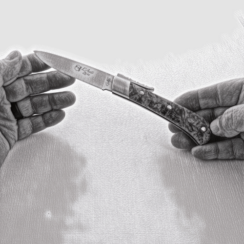 Corsican L&#39; Antò Sculpted Handle Knife - Black Horn Tip