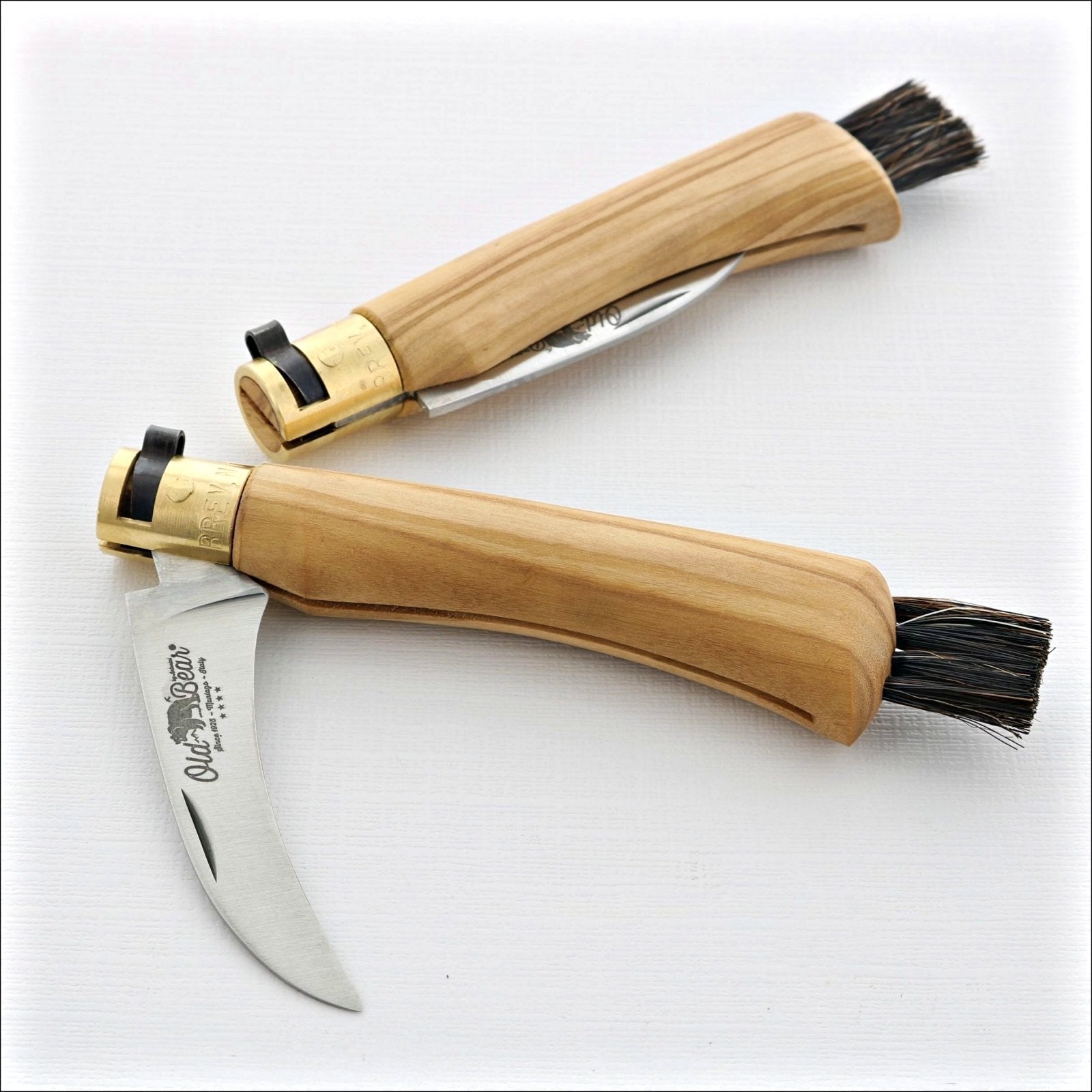 Old Bear® Mushroom Knife Olive Wood