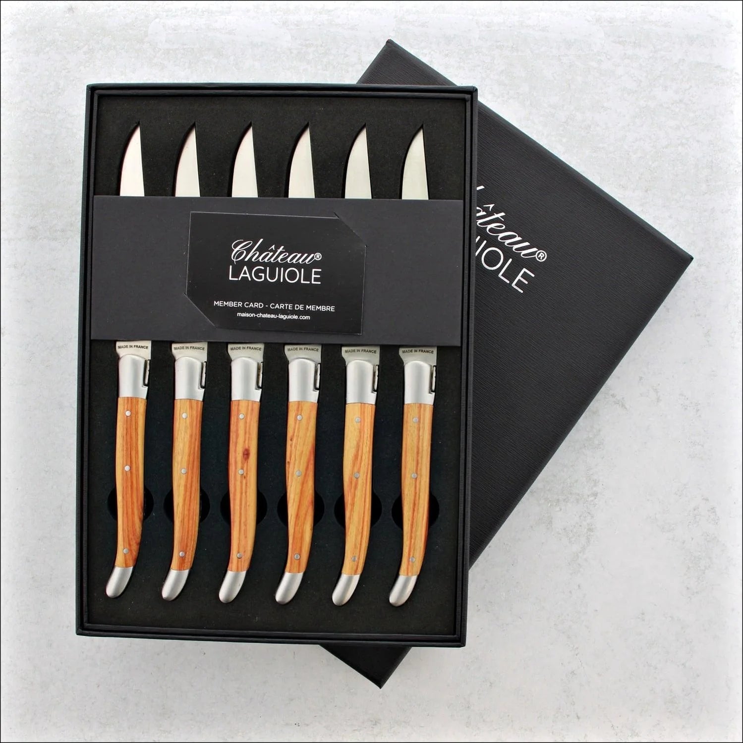 Chateau Laguiole Heritage Steak Knives Rosewood - Satin Finish Chateau Laguiole Heritage Steak Knives Rosewood - Satin Finish