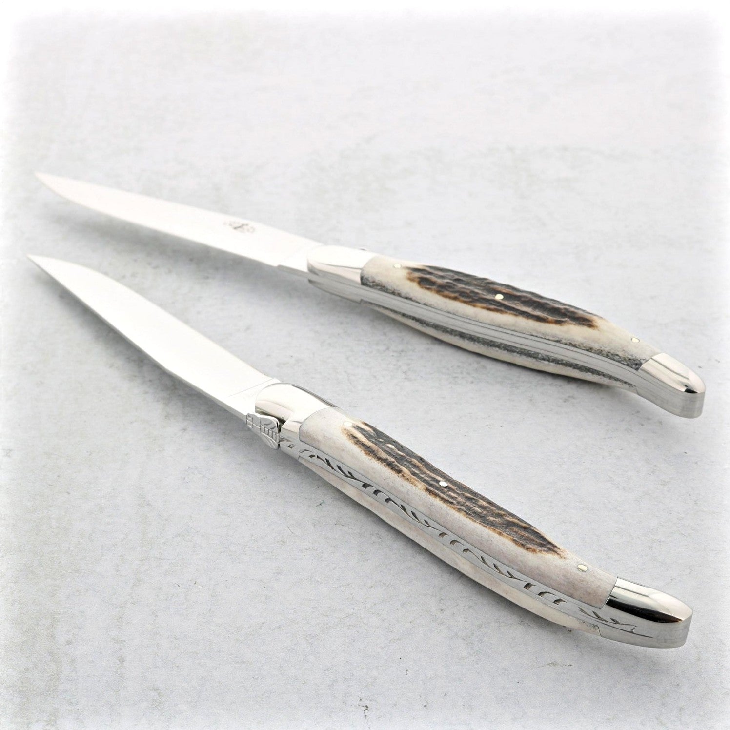 FORGE DE LAGUIOLE カトラリーセット ナイフ・フォーク 2本 Forge de Laguiole Elk Stag Handle Steak Knives - Set of 2