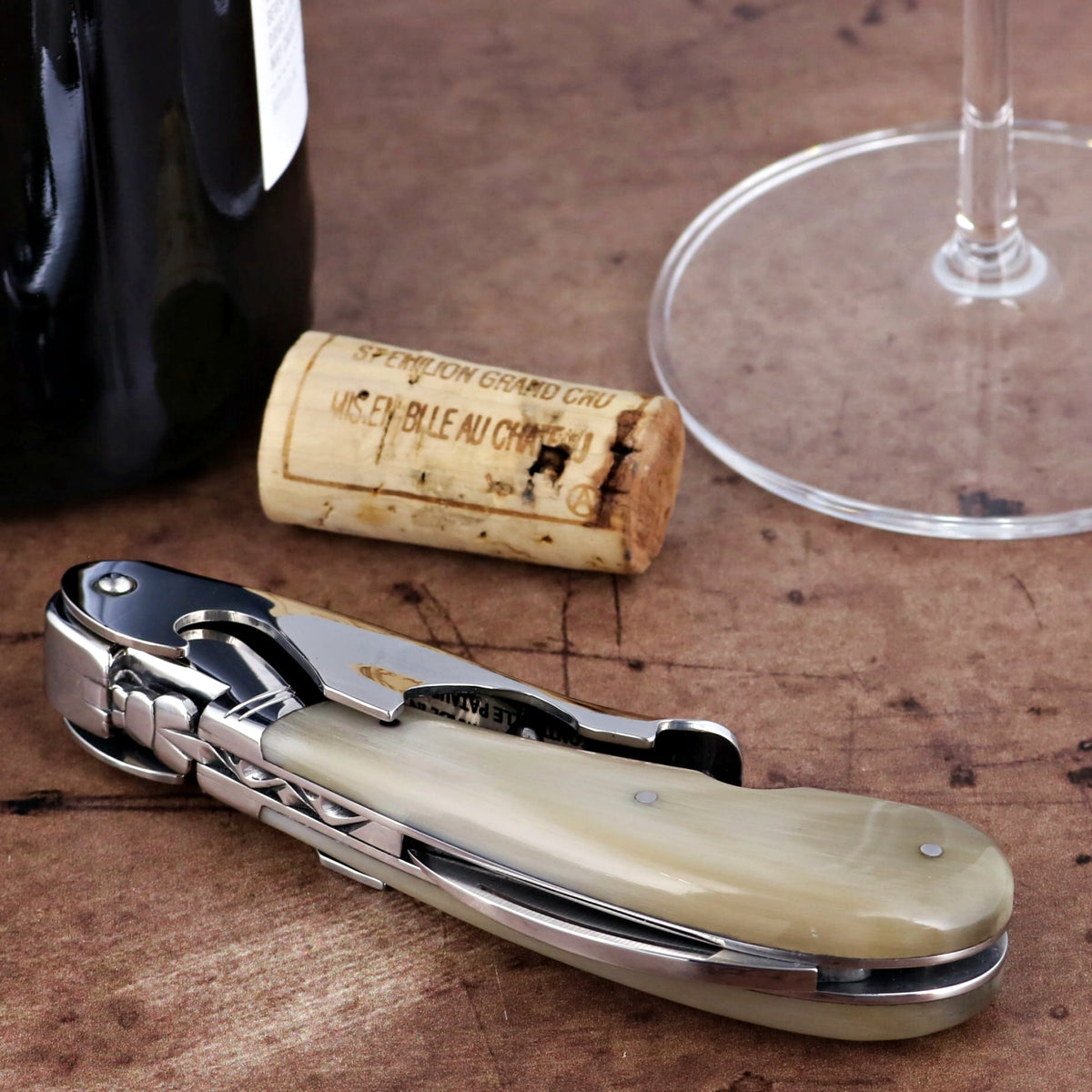 Laguiole Magnum Horn Tip Corkscrew - C