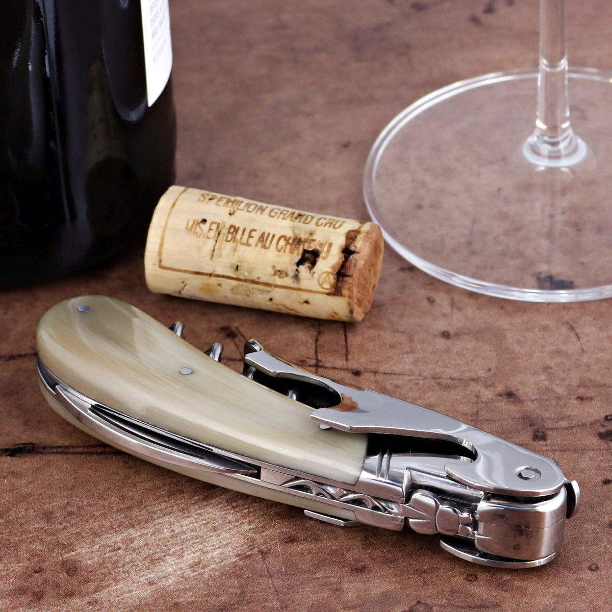 Laguiole Magnum Horn Tip Corkscrew - C