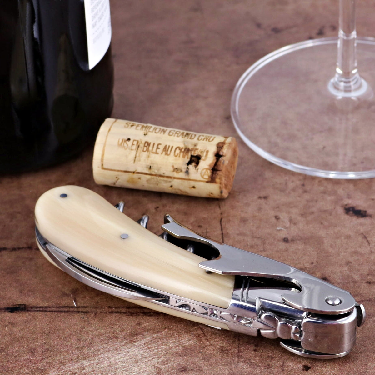 Laguiole Magnum Horn Tip Corkscrew - E