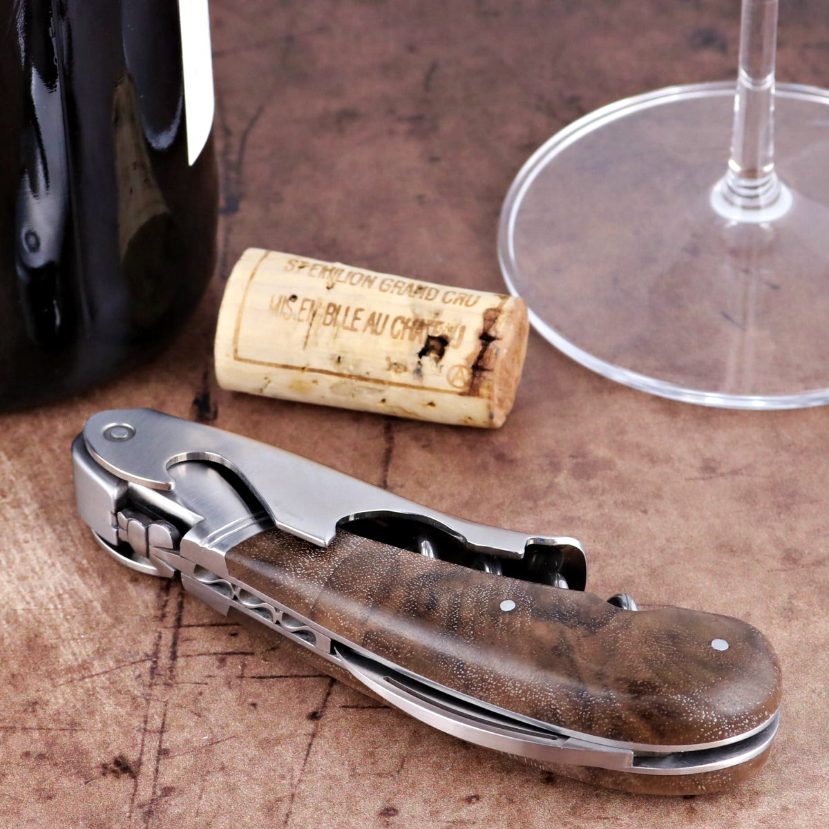 Laguiole Magnum Walnut Corkscrew - D