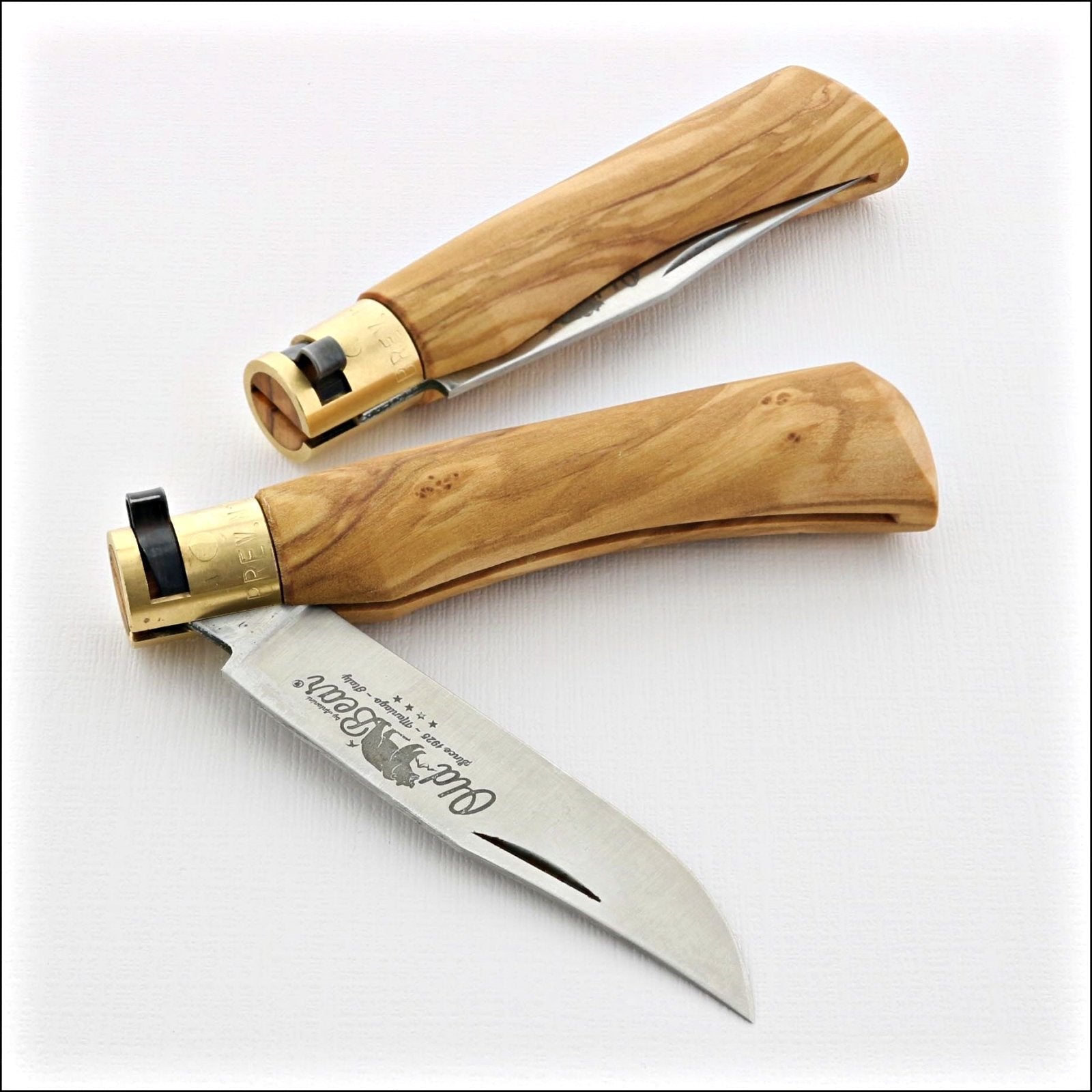 Old Bear® M Olive Wood Handle