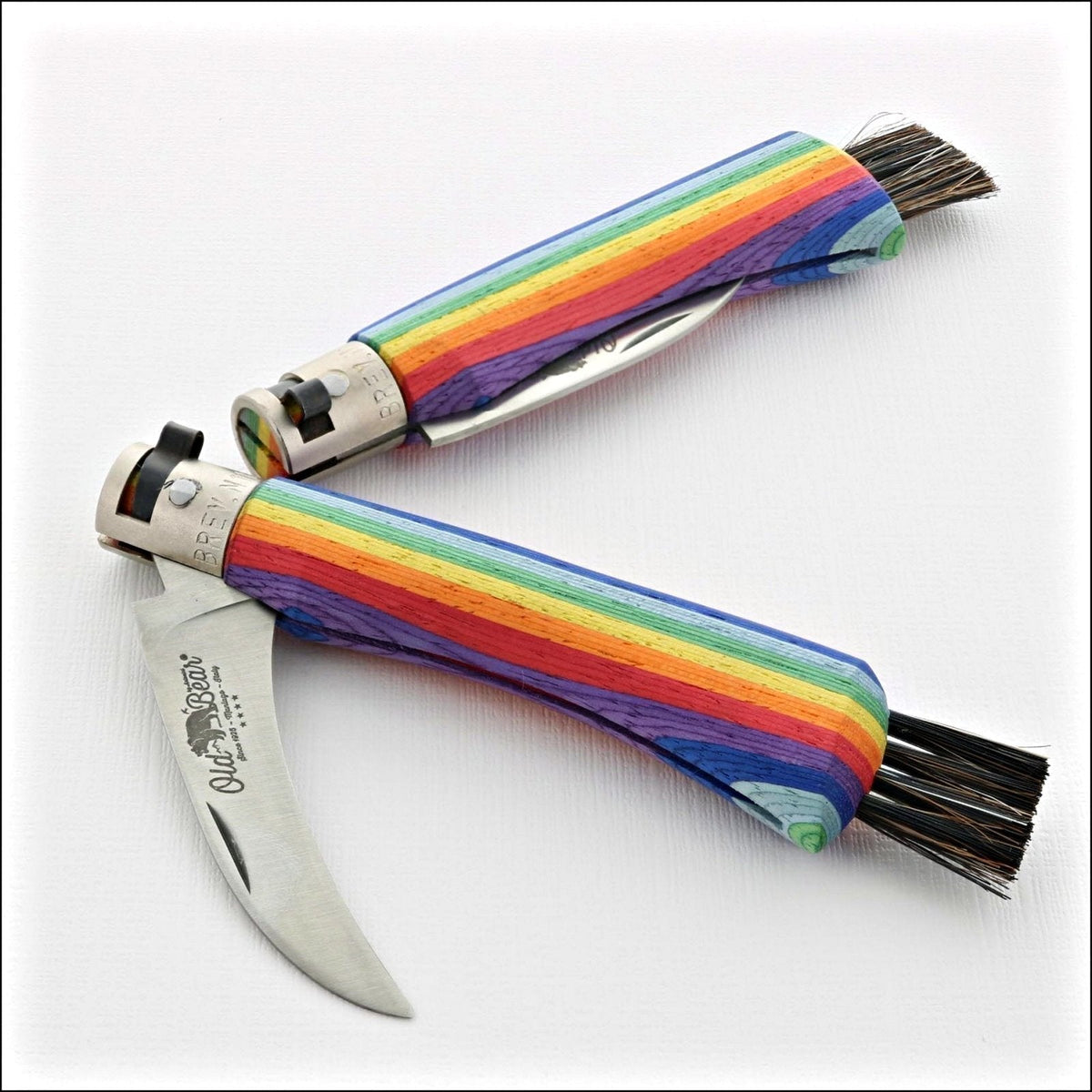 Old Bear® Mushroom Knife Rainbow Veneers