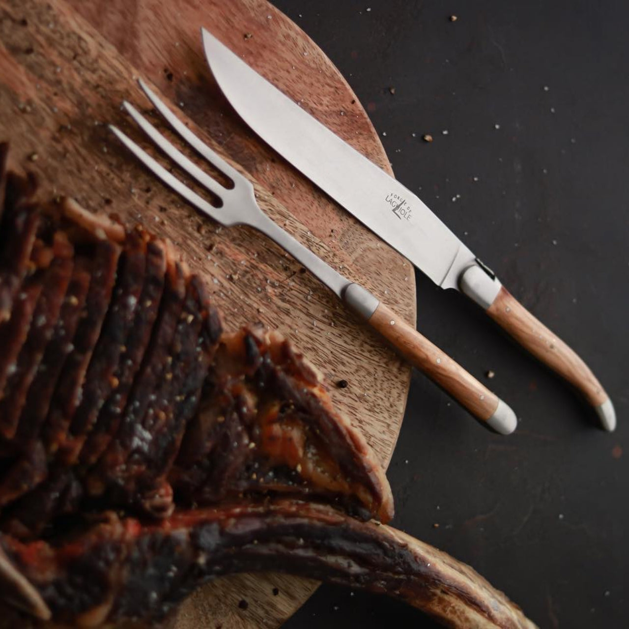 LAGUIOLE CARVING SET OLIVE WOOD HANDLE BY FORGE DE LAGUIOLE