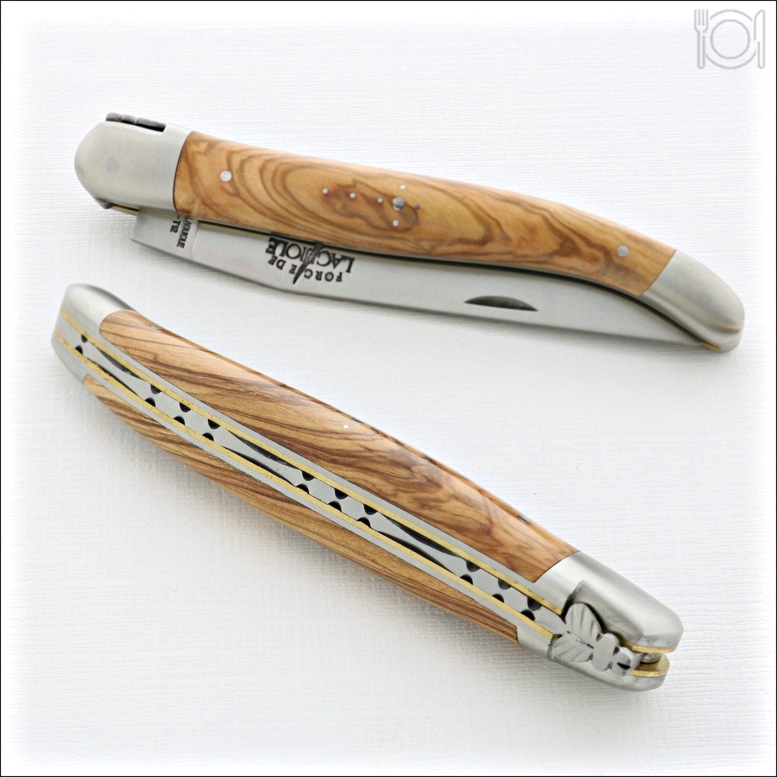 12 cm Carvé Source Series - Olivewood Handle - Satin - Laguiole