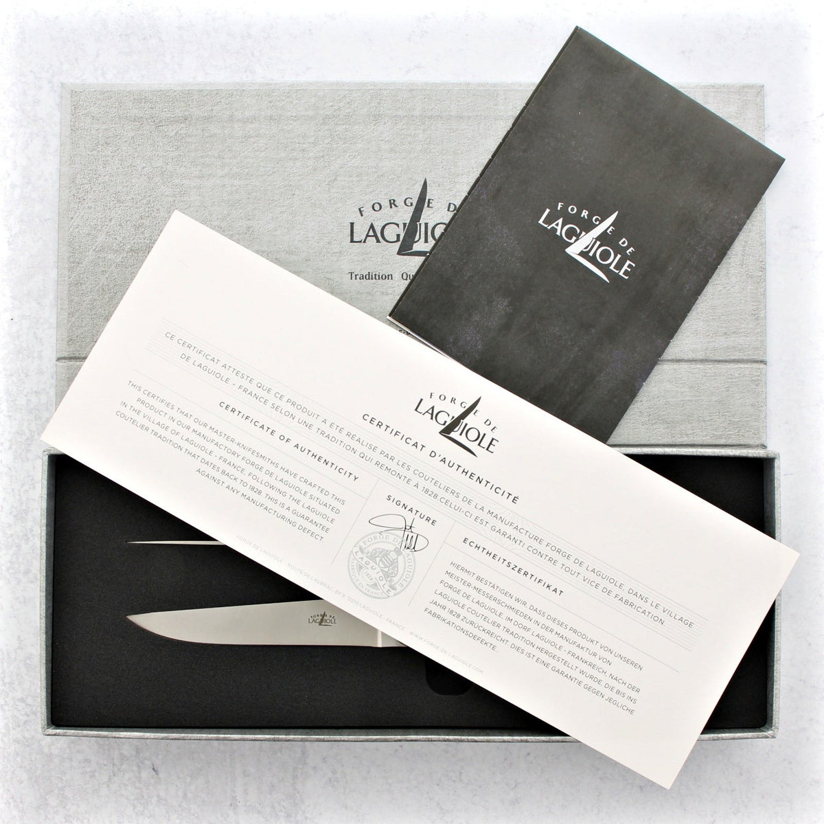 Forge de Laguiole Steak Knives - Fuchsia