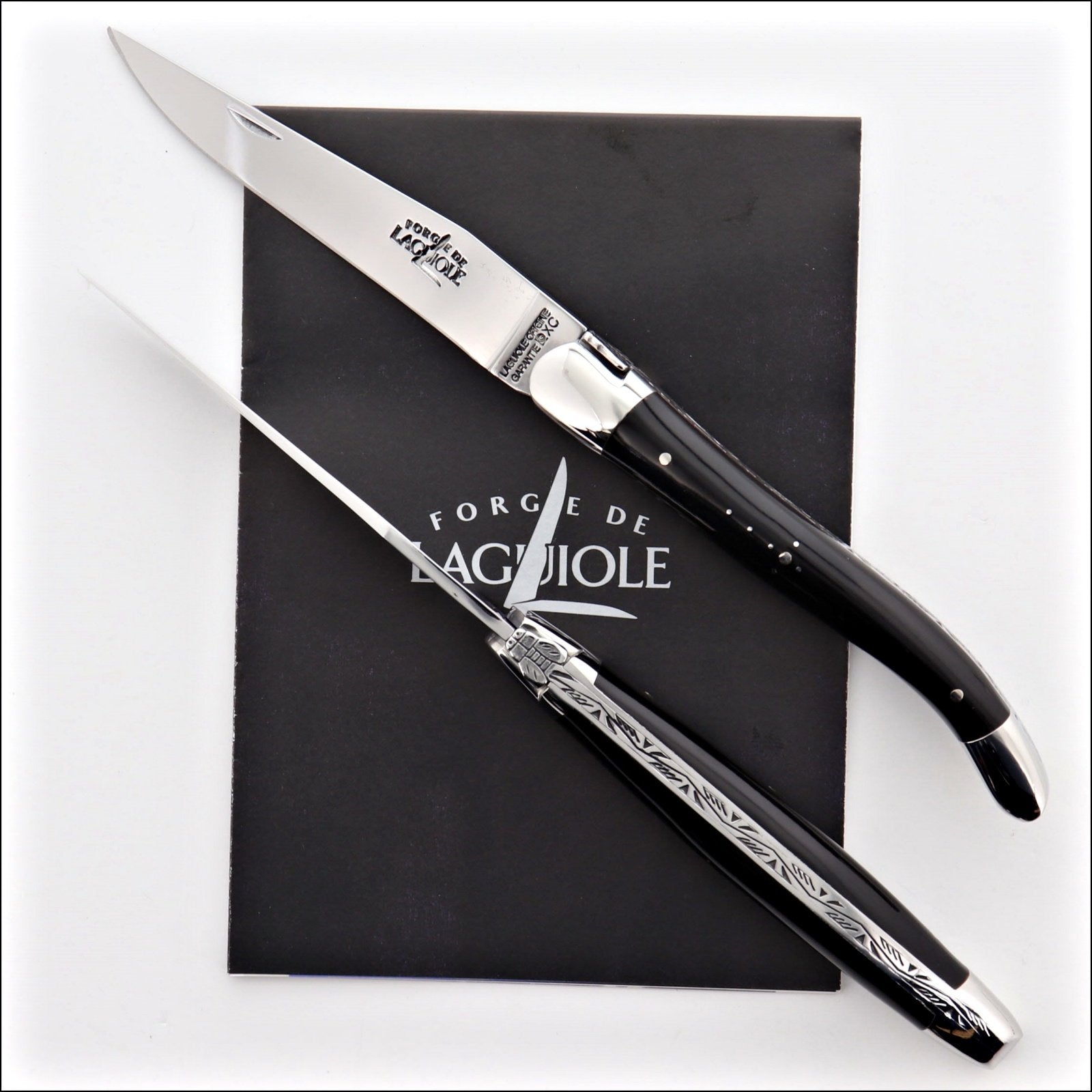 Carbon Blade Laguiole Pocket Knife Black Horn Tip Handle-