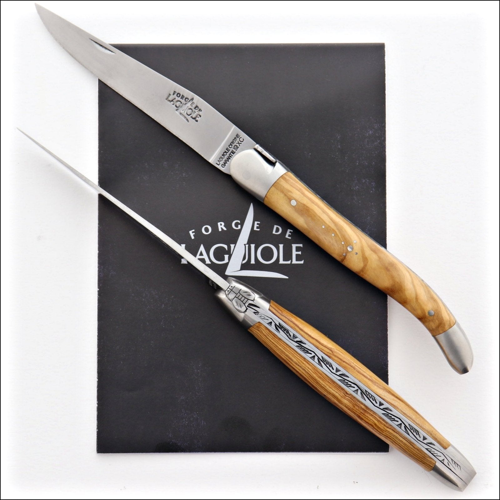 Laguiole Pocket Knife 11 cm Carbon Blade Olive Wood