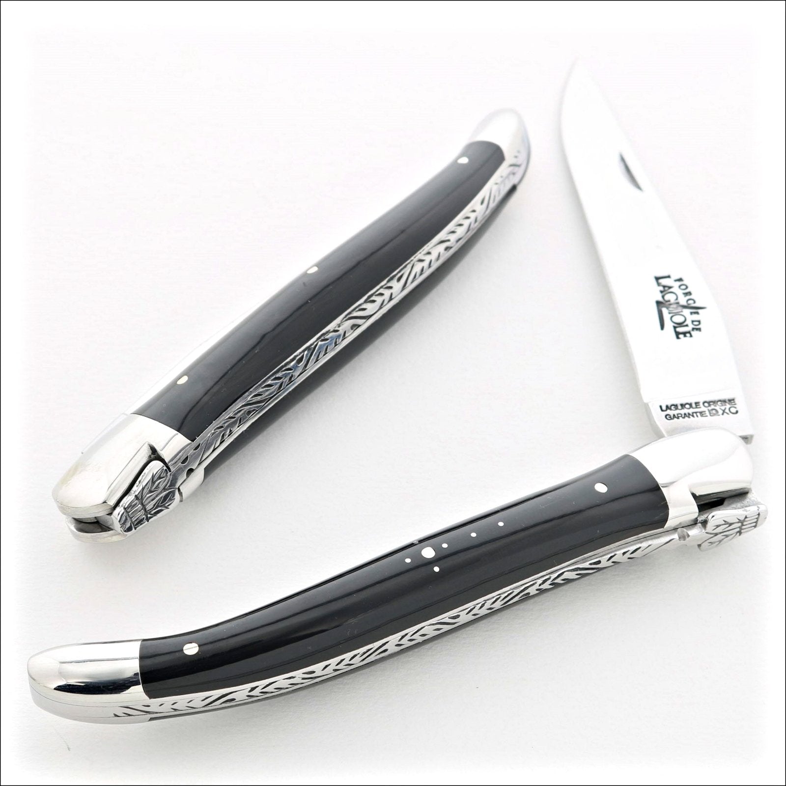 Laguiole Pocket Knife 12 cm Carbon Blade Dark Horn Tip