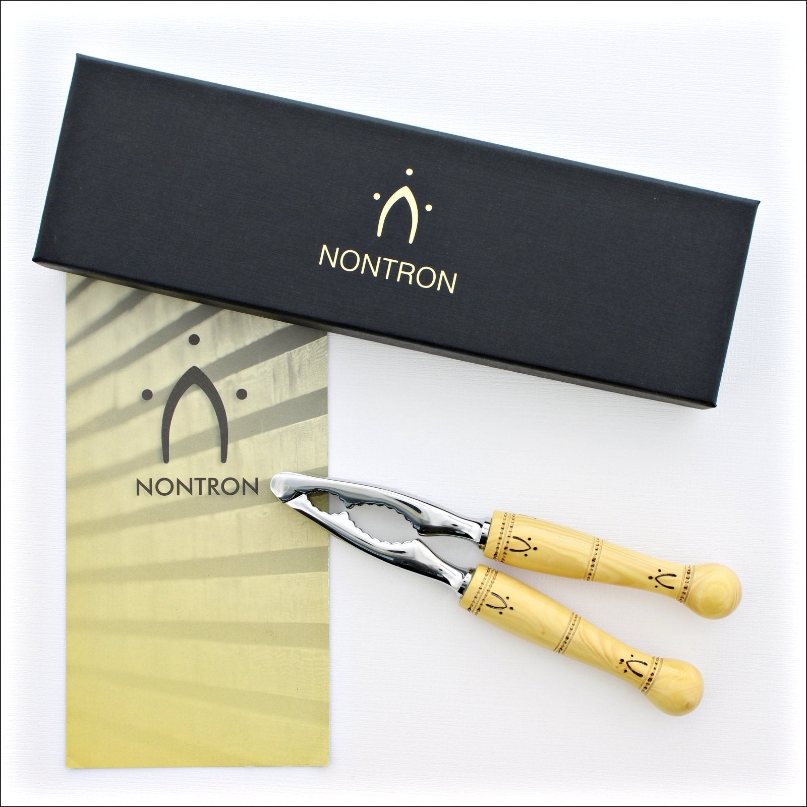 Nontron Nutcracker Boxwood Handle
